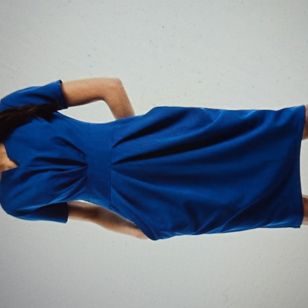 MOE Chic Royal Blue Midi Dress Fitted Waist Modified Vneck Stretch Sz Small EUC